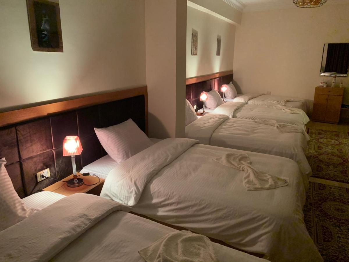 Draz Pyramids View Bed & Breakfast Kafret el-Gabal Exterior photo