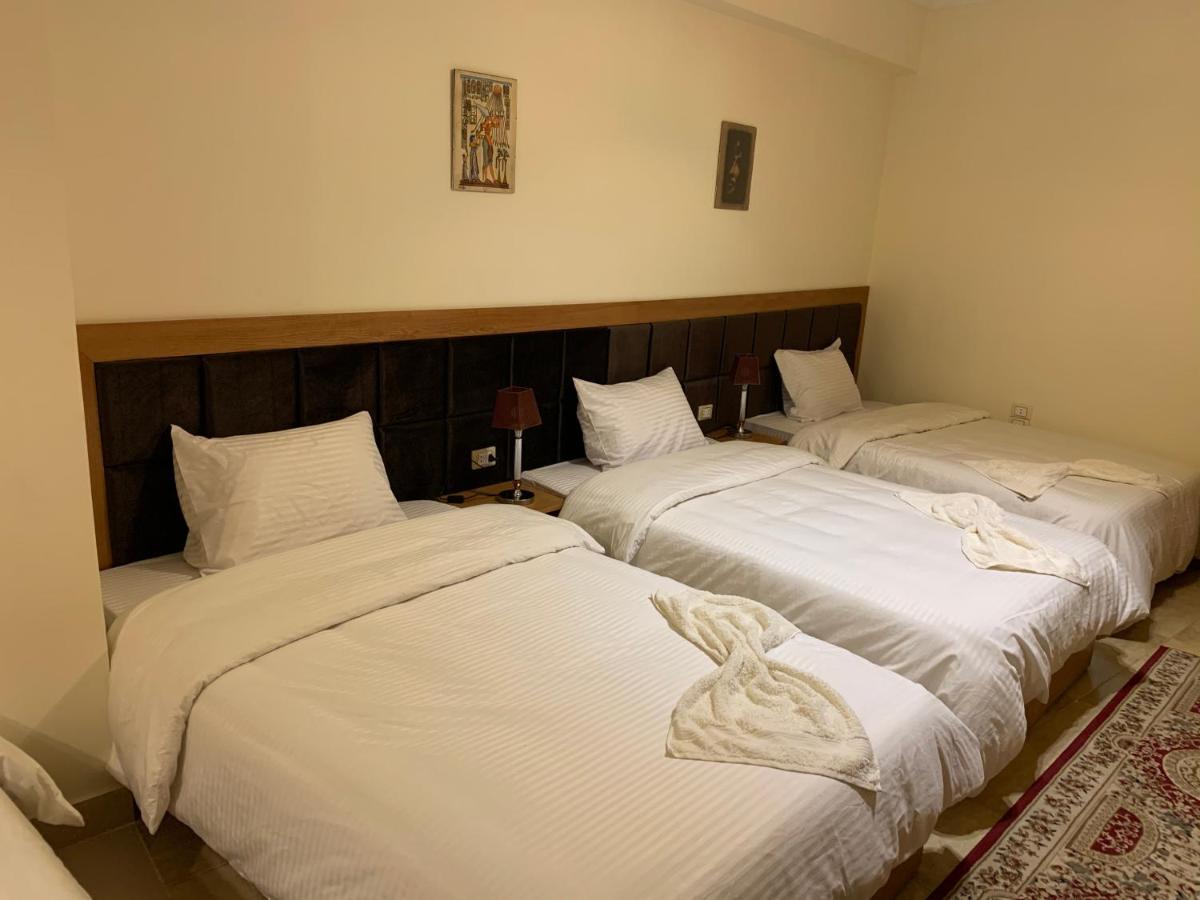Draz Pyramids View Bed & Breakfast Kafret el-Gabal Exterior photo